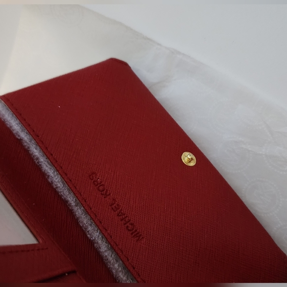 Smaller Phone Wallet - Picture 7 of 12